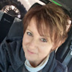 Meet your Posher, Leslie